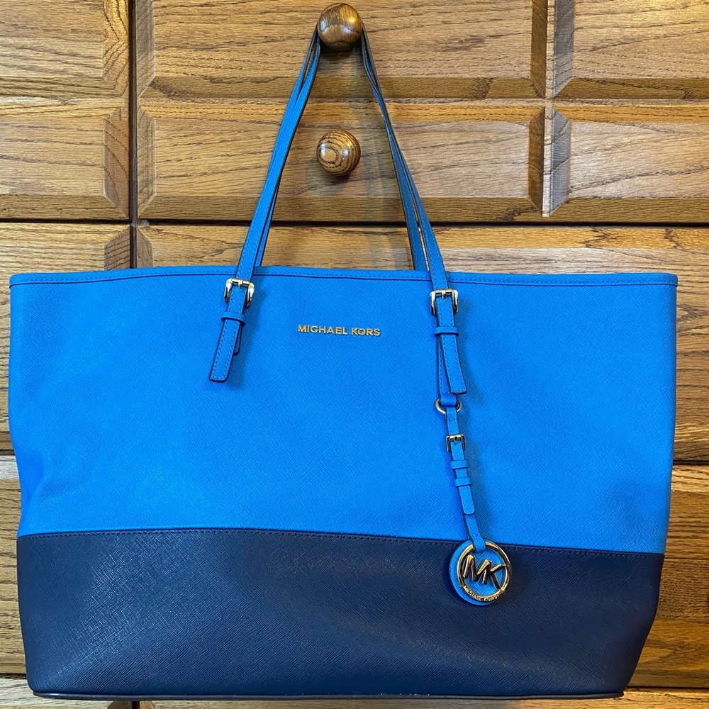 Michael Kors Jet Set Tote